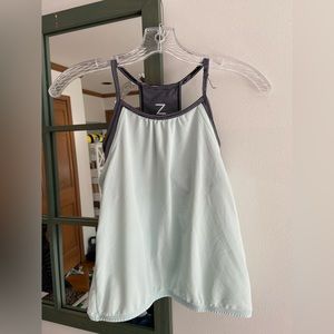 Light blue work out tank top for kids